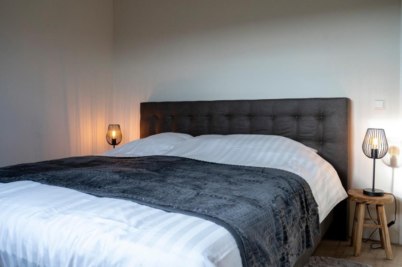 5 Persons Comfort Holiday home Roelofarendsveen